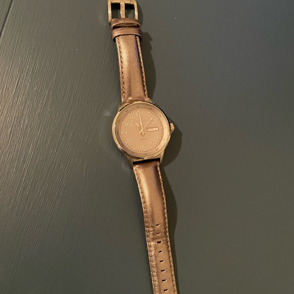 Oversized Fossil watch